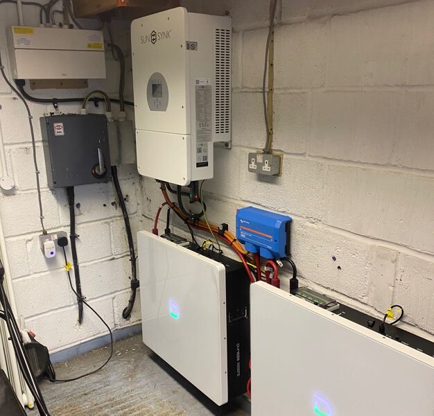 Residential home battery storage and inverter system